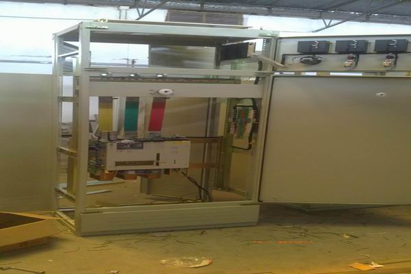 新吴控制柜-3683品牌总闸控制柜的使用原则